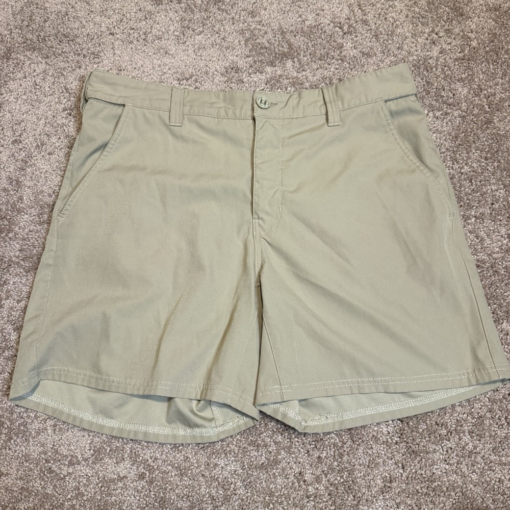 HUK Performance‎ Fishing Shorts Men's Large Khaki Outdoor Utility Shorts